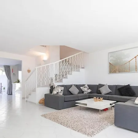 Rancho Miraflores Seaview Townhouse - Happy *